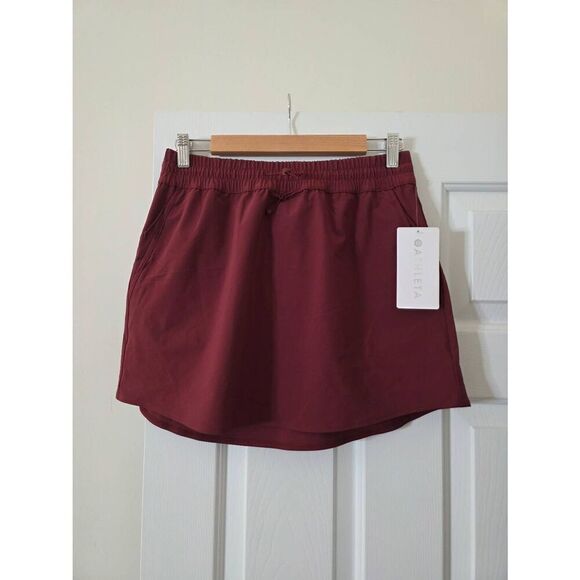Athleta Down High Rise 15" Skirt. WINE US S NWT - Picture 2 of 8